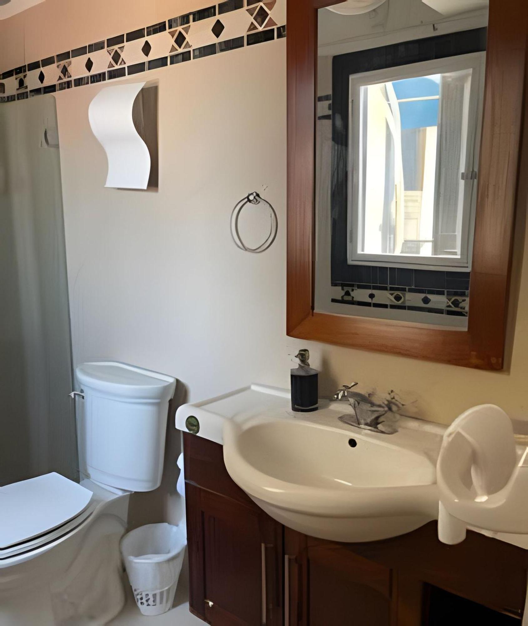 704 Puesta De Sol Apto En